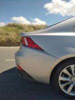 is300h profil arrière.jpg